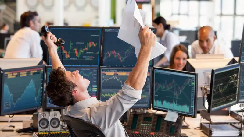 Day Trading Demystified: Mastering Short-Term Market Tactics